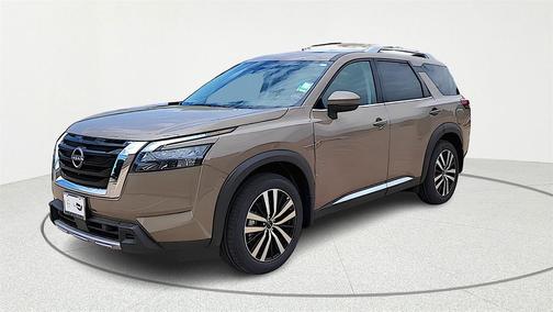 2025 Nissan Pathfinder Platinum FWD