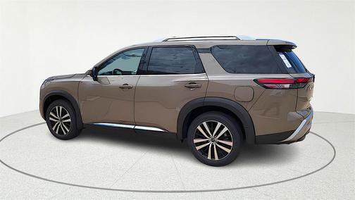 2025 Nissan Pathfinder Platinum FWD