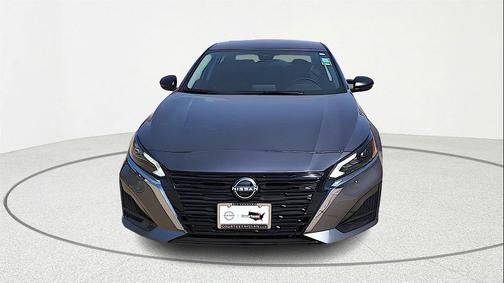 2025 Nissan Altima S FWD