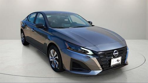 2025 Nissan Altima S FWD