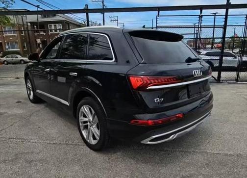 2020 Audi Q7 55 Premium Plus