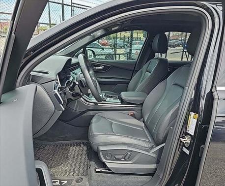 2020 Audi Q7 55 Premium Plus