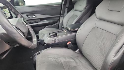 2023 Nissan ARIYA EVOLVE+