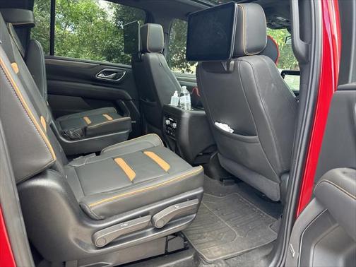 2024 GMC Yukon XL 4WD AT4