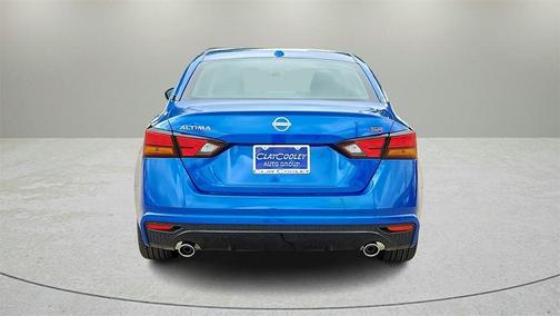 2025 Nissan Altima SR FWD