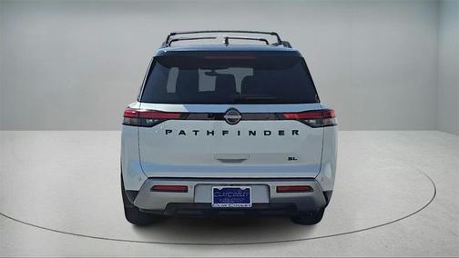 2023 Nissan Pathfinder SL FWD