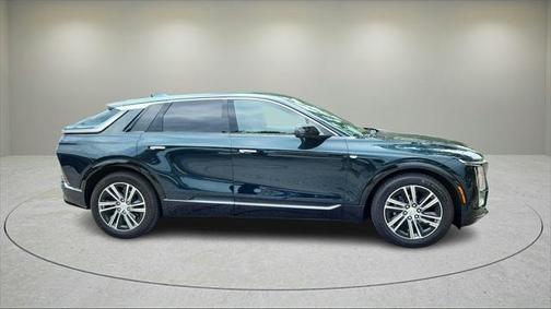 2024 Cadillac LYRIQ Luxury w/1SC