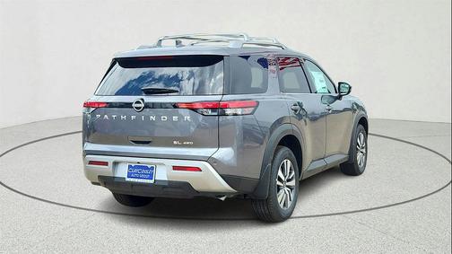 2025 Nissan Pathfinder SL FWD