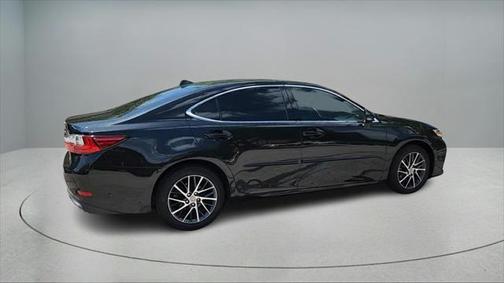 2016 Lexus ES 350 Base