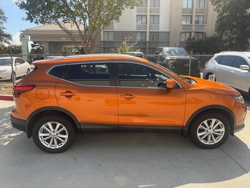 2017 Nissan Rogue Sport SV