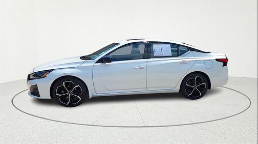 2024 Nissan Altima SR FWD