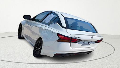 2024 Nissan Altima SR FWD
