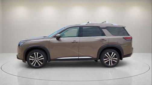 2025 Nissan Pathfinder Platinum FWD