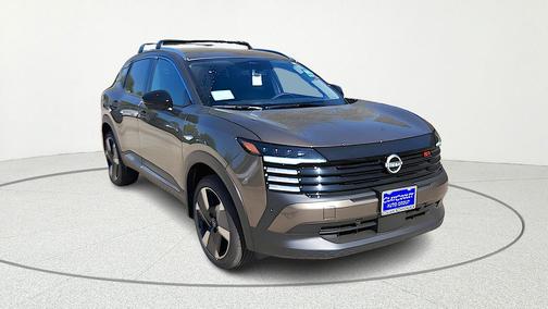 Canyon Bronze Metallic 2026 Nissan Kicks SR