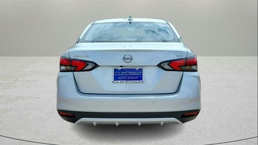 2023 Nissan Versa 1.6 SV