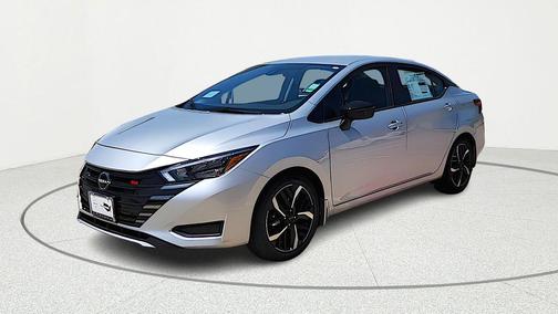 Brilliant Silver Metallic 2025 Nissan Versa 1.6 S