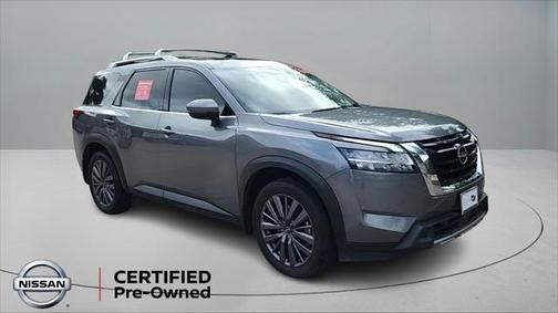 2023 Nissan Pathfinder SL FWD
