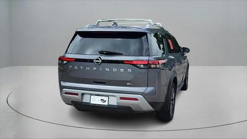 2023 Nissan Pathfinder SL FWD