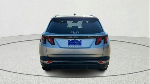2024 Hyundai TUCSON SE