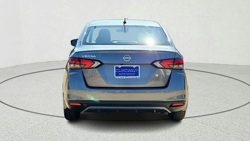 Gun Metallic 2025 Nissan Versa 1.6 S