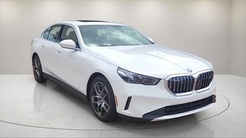 2024 BMW i5 eDrive40