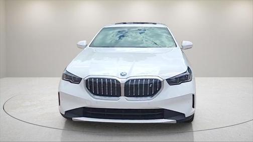 2024 BMW i5 eDrive40