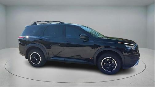 2023 Nissan Pathfinder Rock Creek 4WD