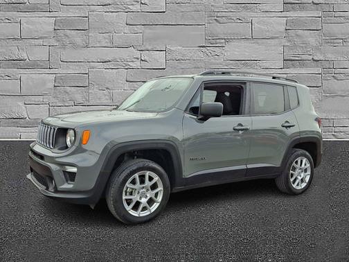 2022 Jeep Renegade LATITUDE
