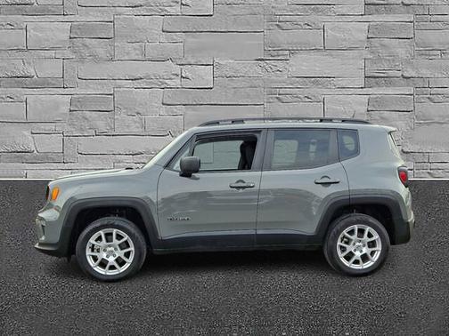 2022 Jeep Renegade LATITUDE