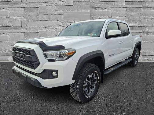 2017 Toyota Tacoma TRD OFF ROAD