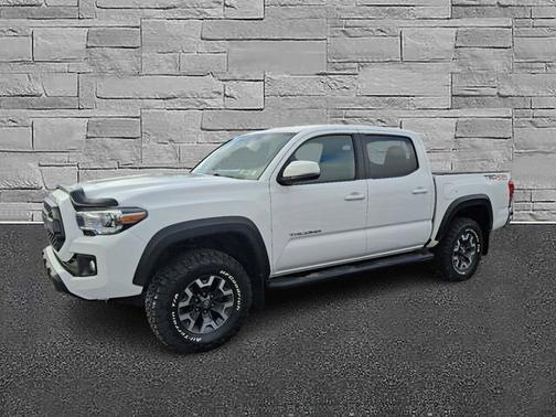2017 Toyota Tacoma TRD OFF ROAD