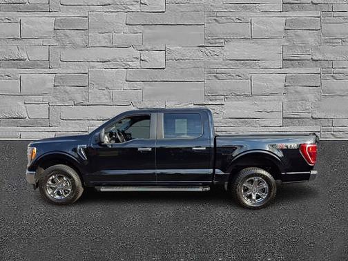 AGATE BLACK METALLIC 2022 Ford F-150 XLT