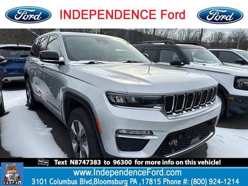 2022 Jeep Grand Cherokee BASE