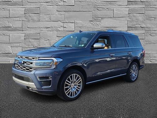 BLUE TINTED CLEARCOAT 2022 Ford Expedition PLATINUM