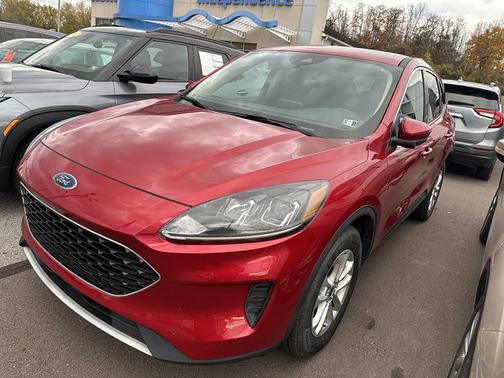 2020 Ford Escape SE