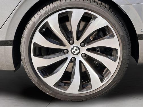 2021 Bentley Flying Spur V8