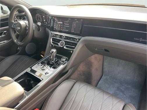 2021 Bentley Flying Spur V8