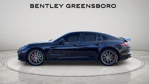 2020 Porsche Panamera Turbo