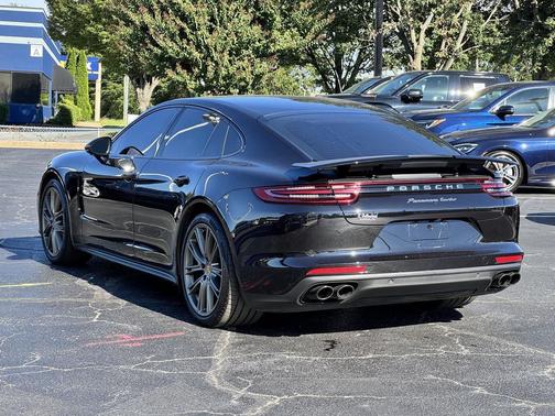 2020 Porsche Panamera Turbo
