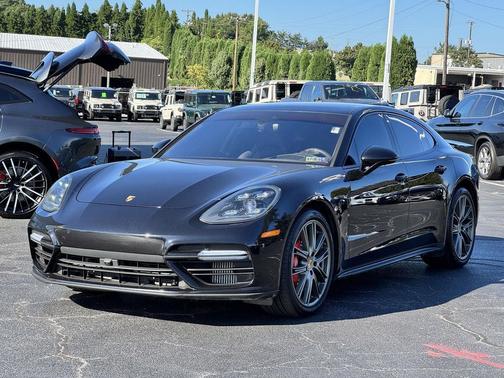 2020 Porsche Panamera Turbo