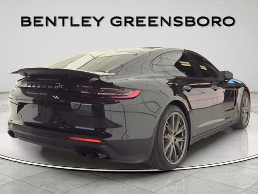 2020 Porsche Panamera Turbo