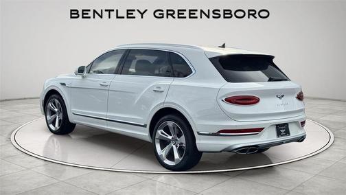 Glacier White 2024 Bentley Bentayga V8