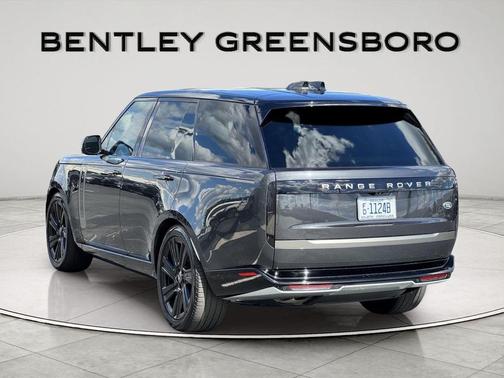 2023 Land Rover Range Rover P530 SE