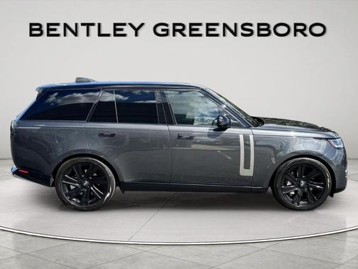 2023 Land Rover Range Rover P530 SE