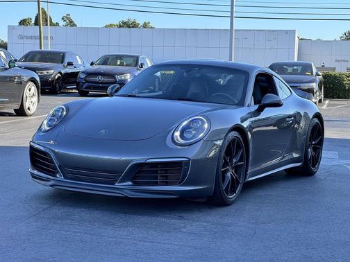 2019 Porsche 911 Carrera S