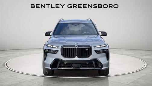 2025 BMW X7 M60i