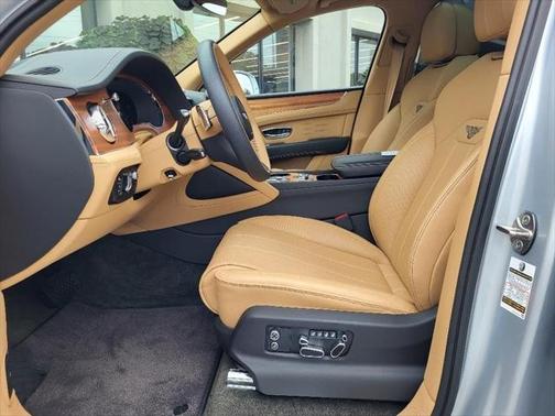 2023 Bentley Bentayga Base