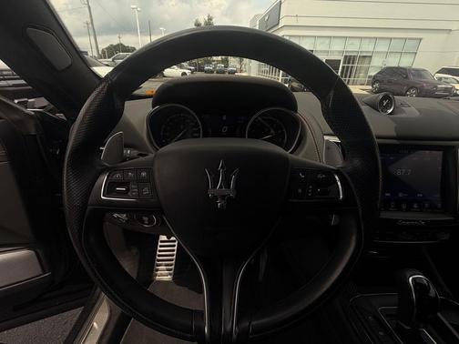 Nero 2018 Maserati Levante S GranSport