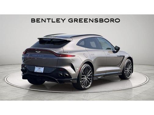 GREY 2025 Aston Martin DBX 707
