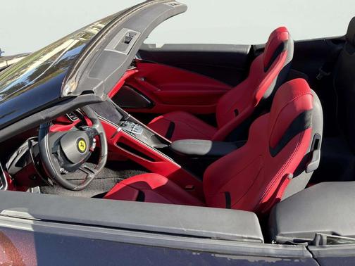 2024 Ferrari Roma Base